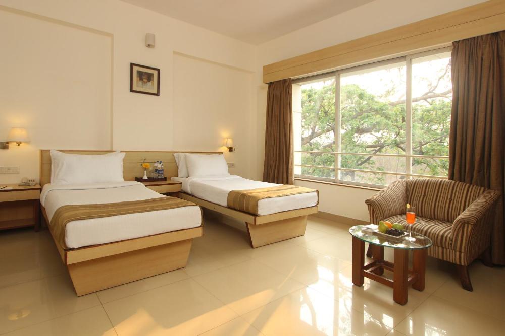 Executive Double or Twin Bed