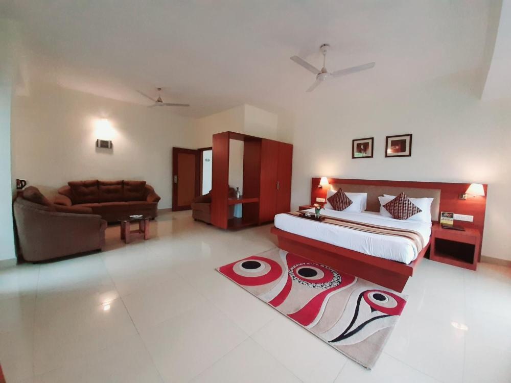 Room image 3