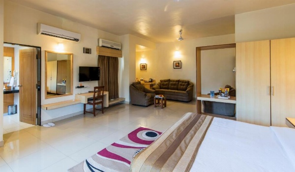 Hotel Phoenix Koregaon Park image 27