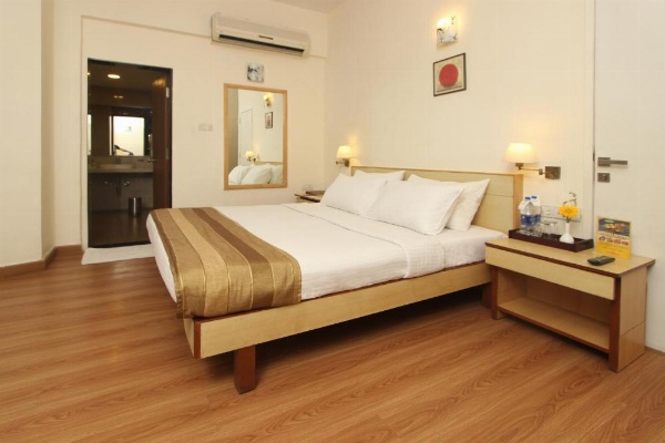 Hotel Phoenix Koregaon Park image 7