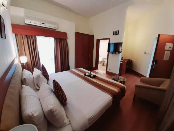 Hotel Phoenix Koregaon Park image 8
