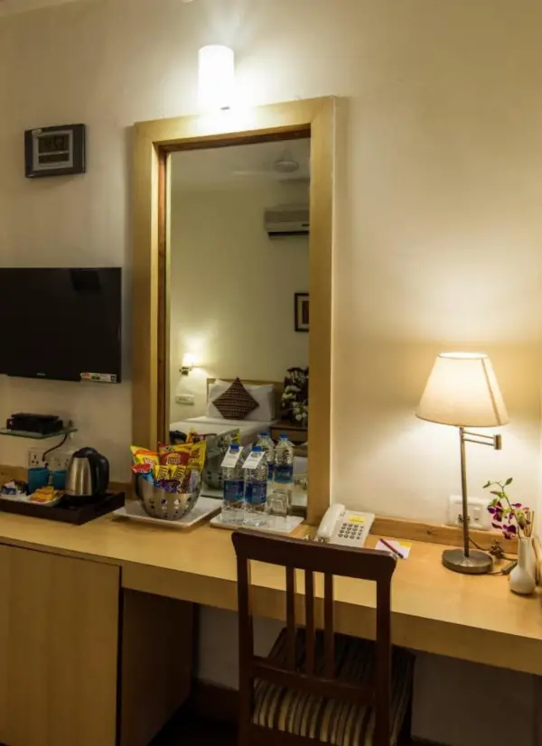 Hotel Phoenix Koregaon Park 9